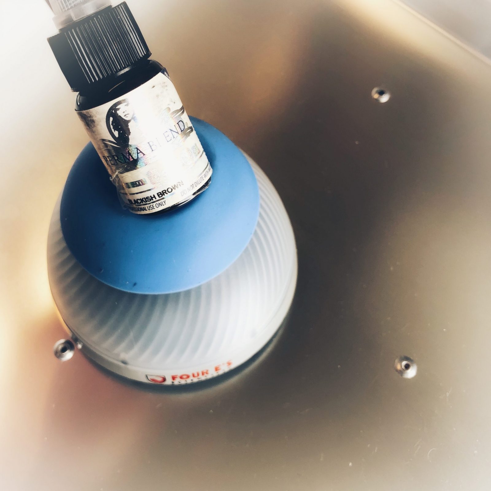 Vortex Pigment Shaker - Image 2